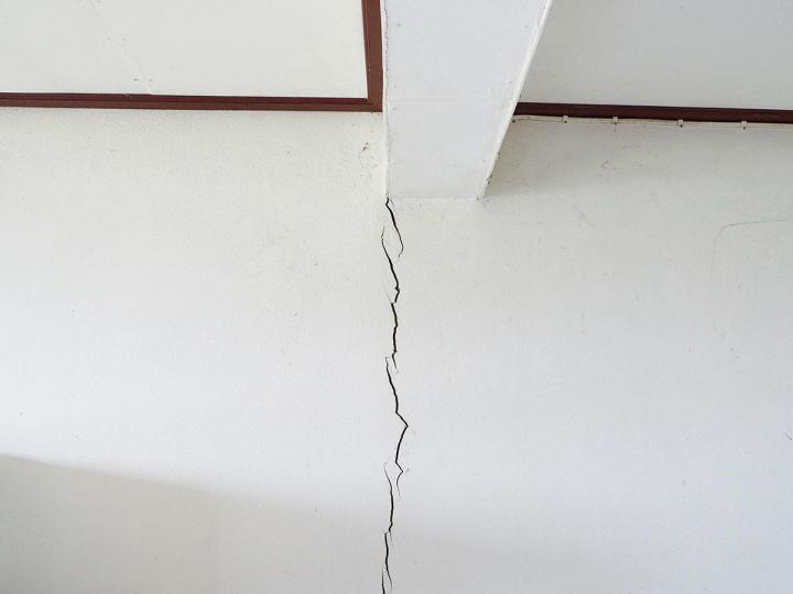 Relevés de fissures et vides Montréal